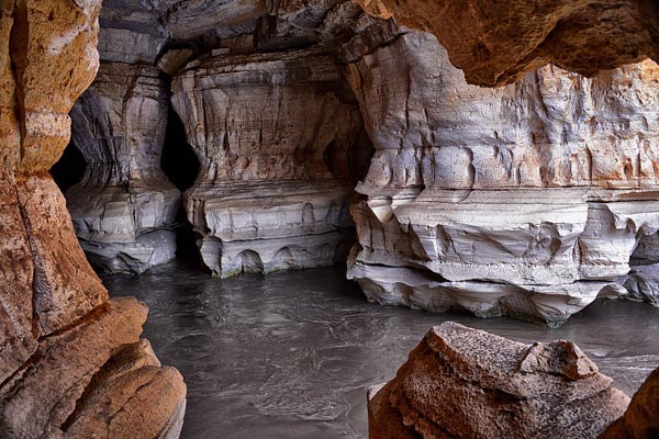 Sof Omar Caves